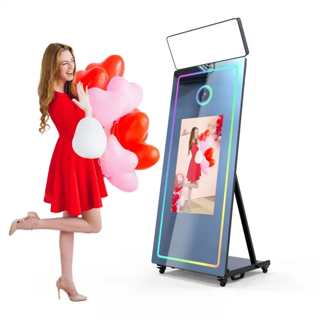LUXE Mirror Photobooth